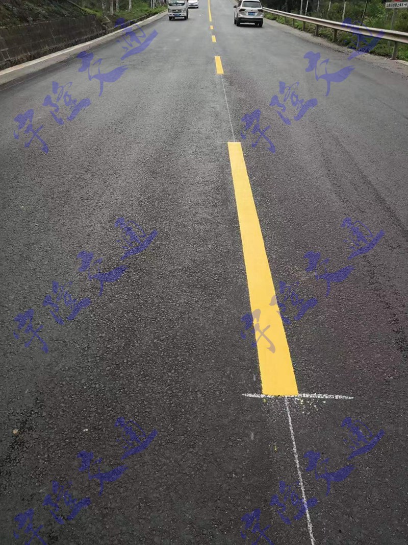 道路標線及標識標牌施工